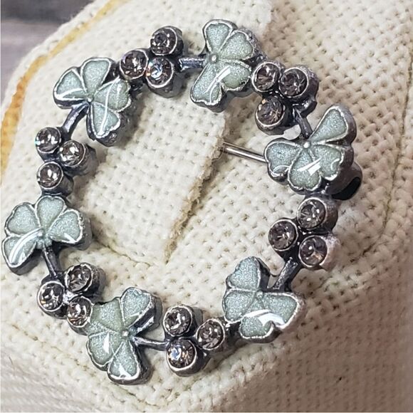 ENAMELED CLOVERS & CRYSTAL Wreath Brooch Pin - Picture 2 of 6